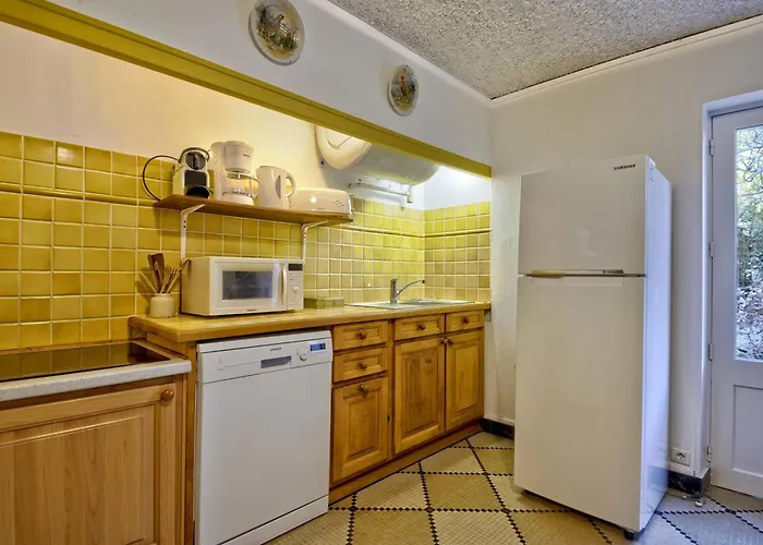 Apartment T2 En Rez-de-jardin A 800m Du Centre-ville D'arcachon, Terrasse Et Parking Inclus - Fr-1-433-112 *